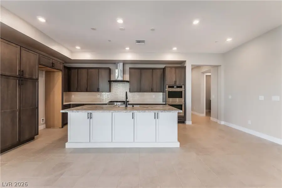 9132 Las Manaitas Avenue #302, Las Vegas, NV 89144 - #2
