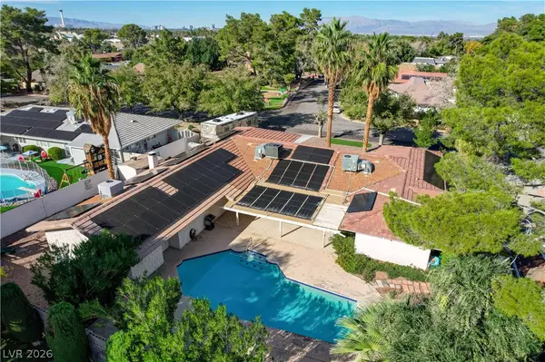 3689 N Rosecrest Circle, Las Vegas, NV 89121