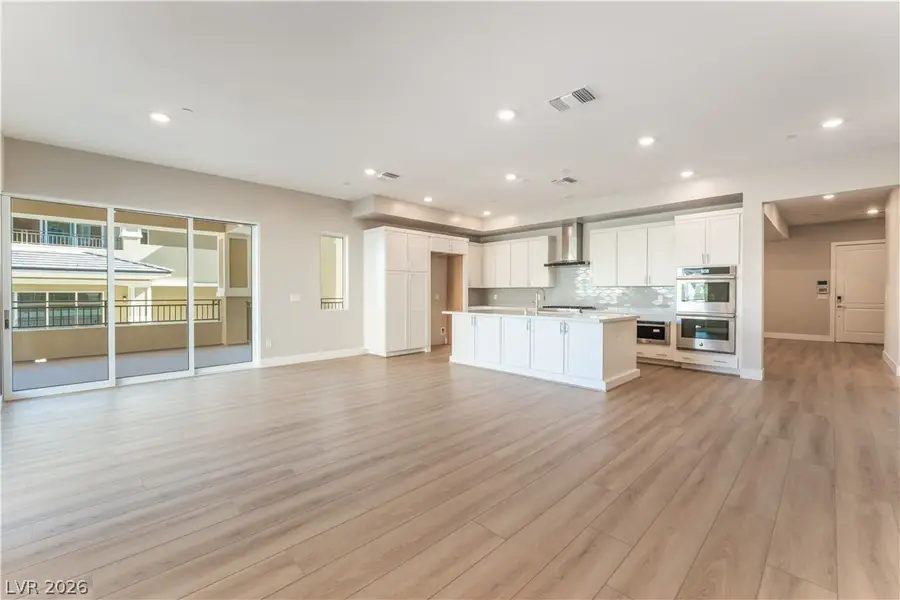 9132 Las Manaitas Avenue #202, Las Vegas, NV 89144 - #2