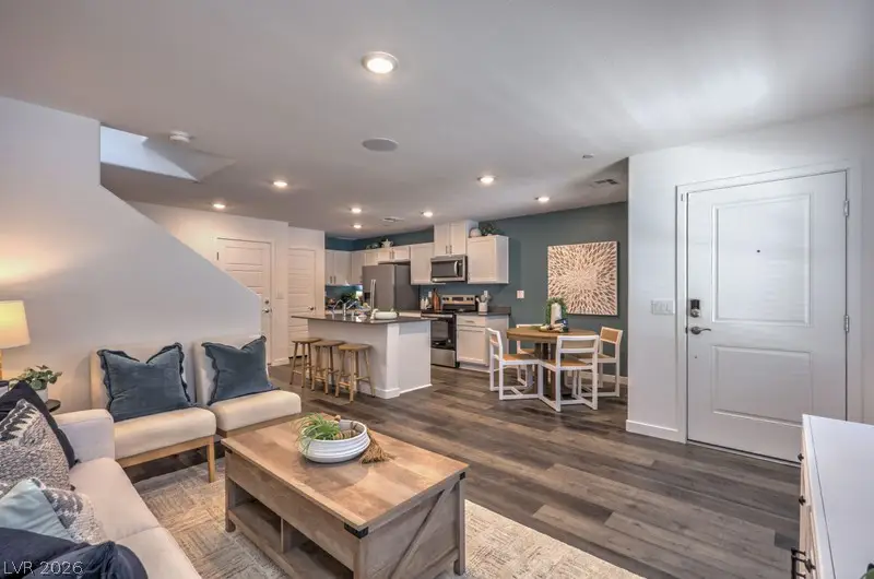 962 Desert Spruce Street, Las Vegas, NV 89107 - #3