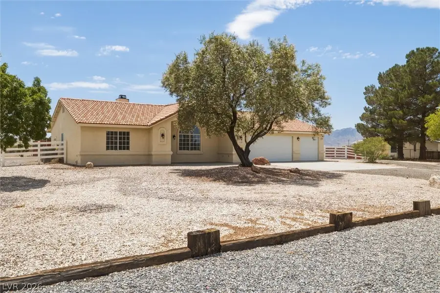 841 E Falcon Street, Pahrump, NV 89048 - #2