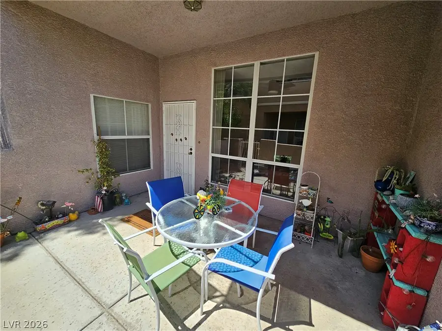 6901 Cobre Azul Avenue #102, Las Vegas, NV 89108 - #3