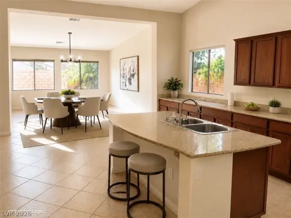 8112 Chestnut Hollow Avenue, Las Vegas, NV 89131