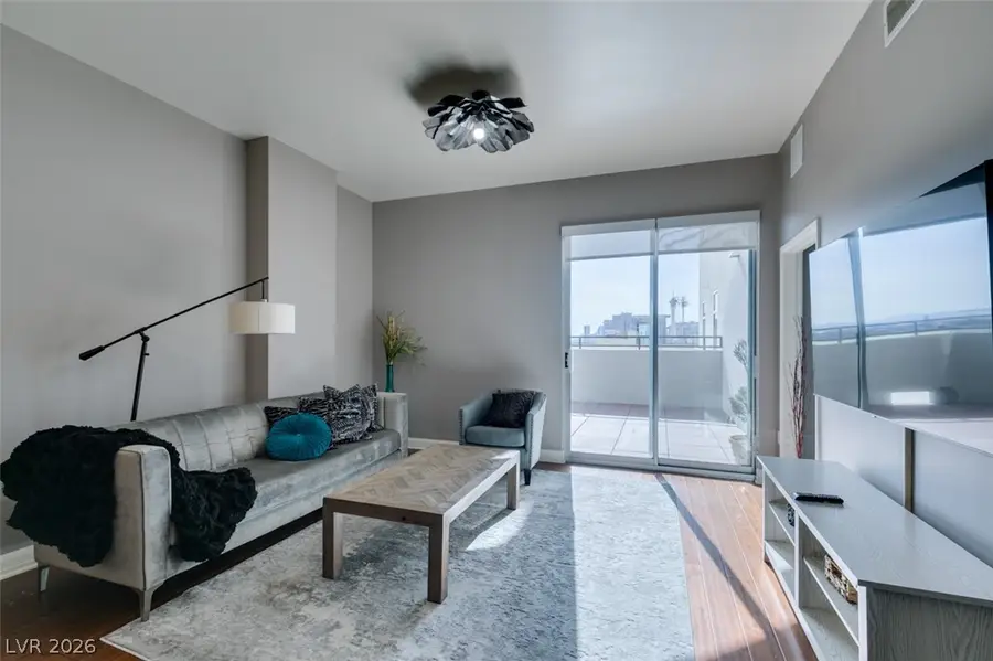 150 Las Vegas Boulevard #807, Las Vegas, NV 89101 - #2