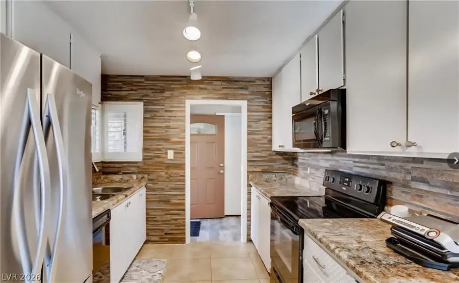 4181 Royalhill Avenue, Las Vegas, NV 89121 - #3