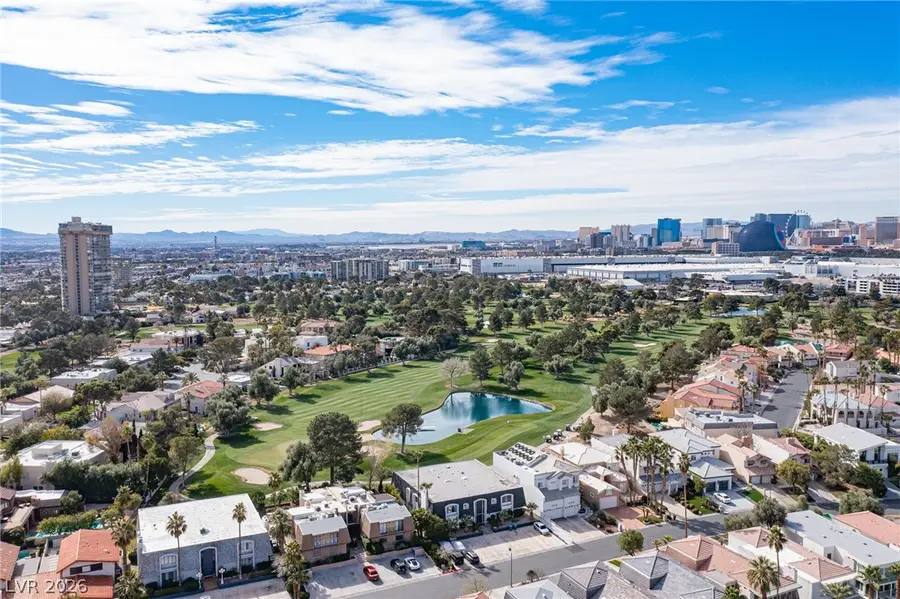 915 Vegas Valley Drive #4, Las Vegas, NV 89109 - #2