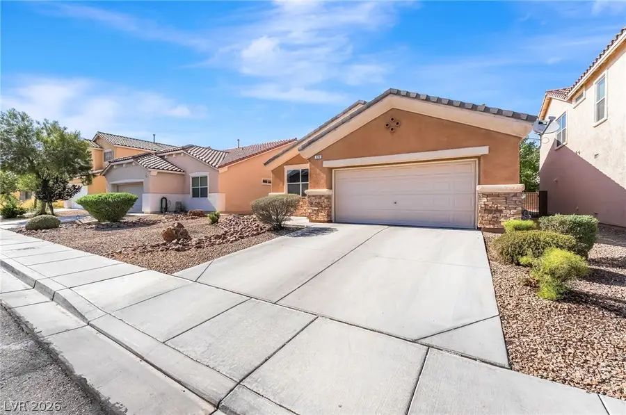 320 Fox Blitz Avenue, North Las Vegas, NV 89031 - #2