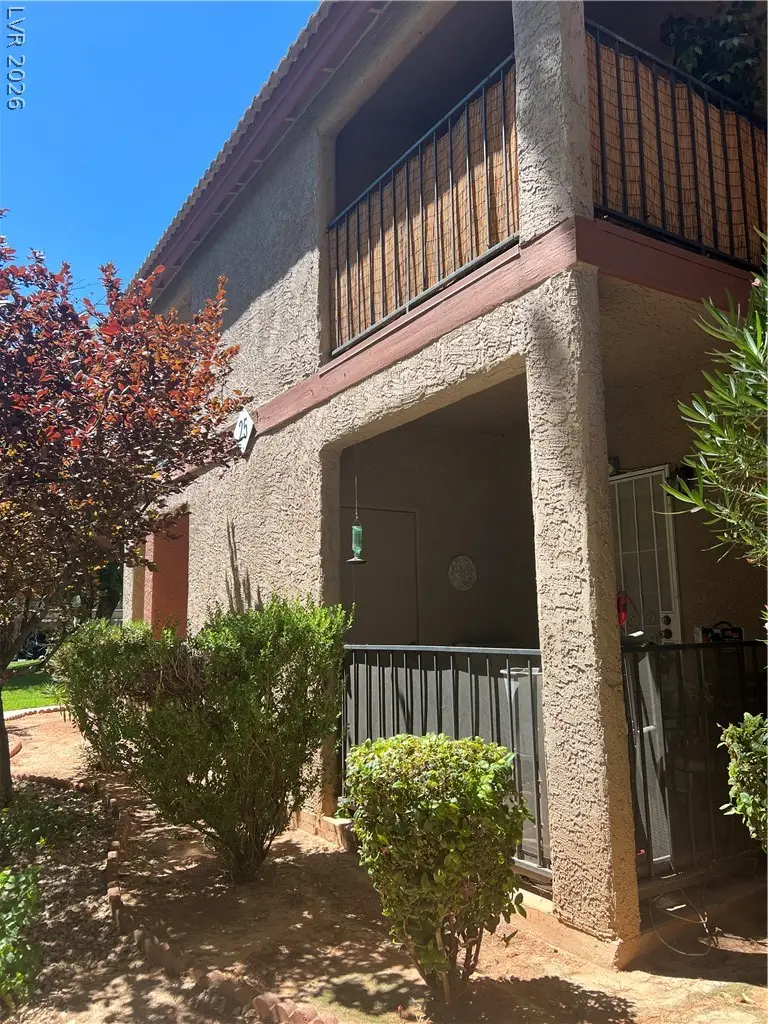 5576 W Rochelle Avenue #25B, Las Vegas, NV 89103 - #3