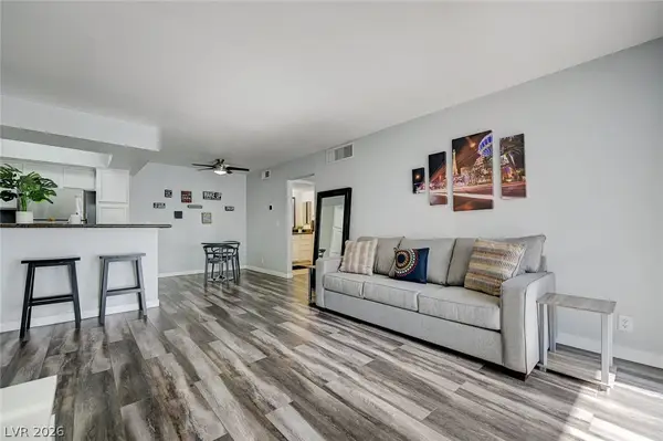 1455 E Katie Avenue #D11, Las Vegas, NV 89119
