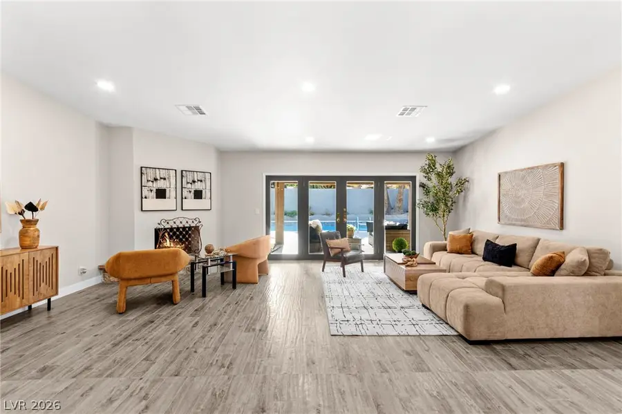 1900 Plaza De La Cruz, Las Vegas, NV 89102 - #2