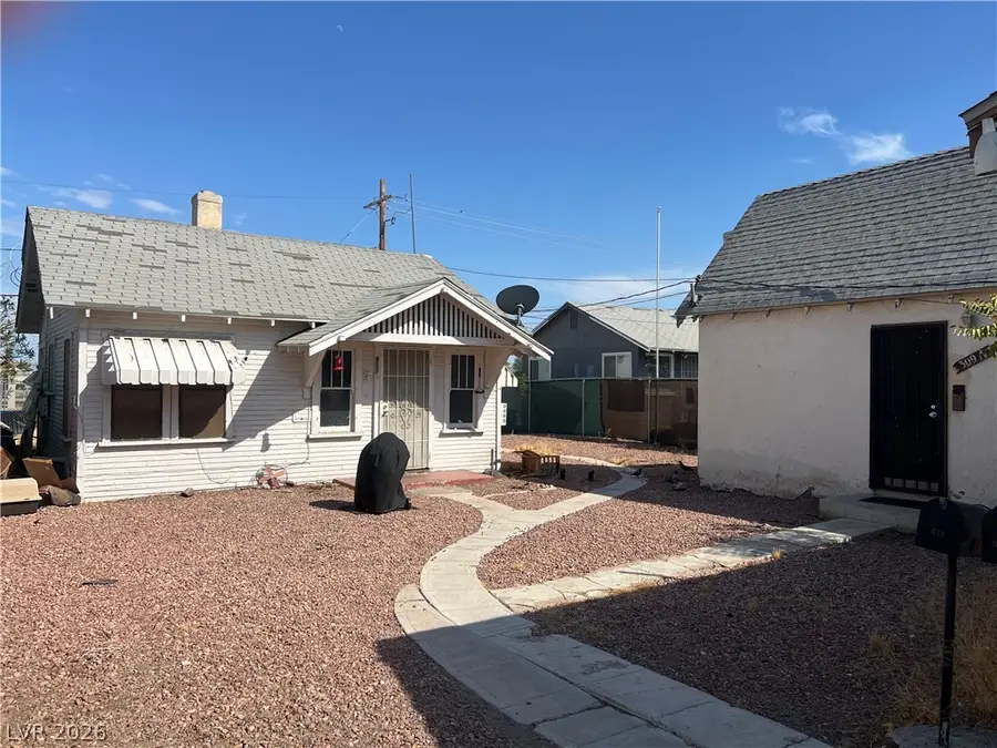 309 N 8th Street, Las Vegas, NV 89101 - #3
