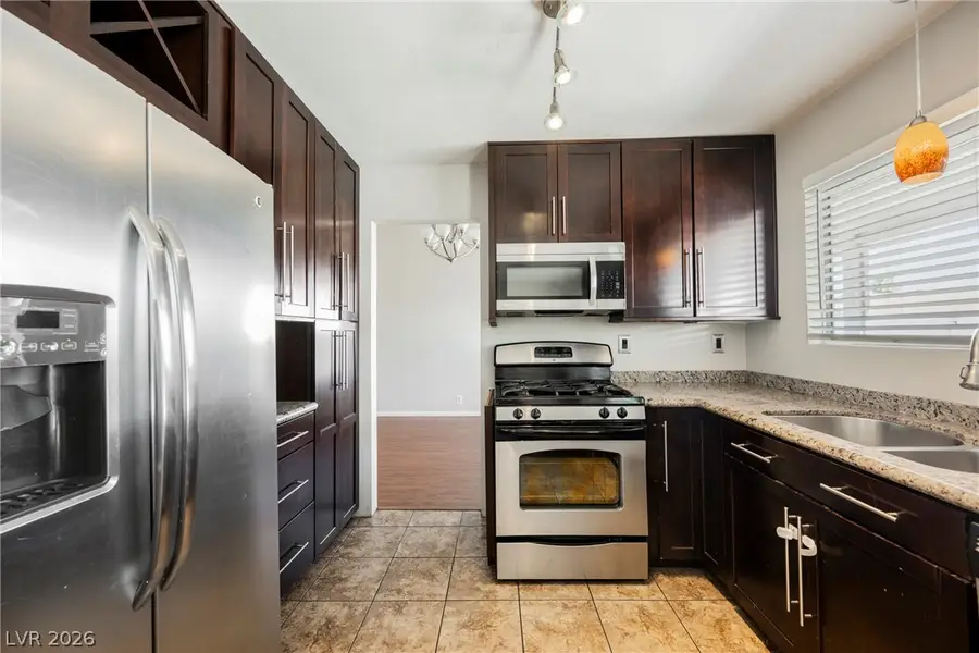 7401 Coffeyville Avenue, Las Vegas, NV 89147 - #2