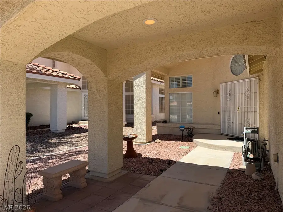 8852 Polo Bay Circle, Las Vegas, NV 89117 - #3