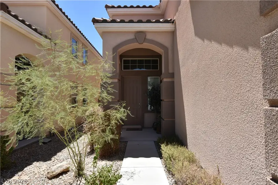 6153 Pine Banks Court, Las Vegas, NV 89141 - #2