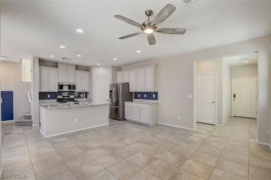 6366 Beavertail Pond Avenue, Las Vegas, NV 89122 - #3