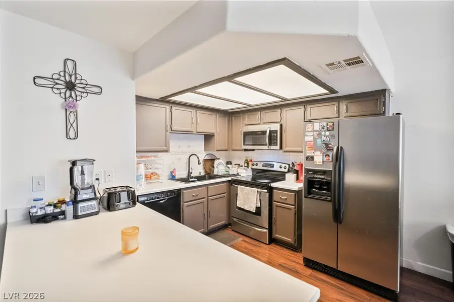 8410 Eldora Avenue #2011, Las Vegas, NV 89117 - #3