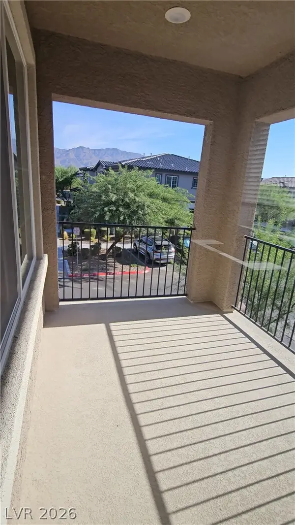 7330 N Decatur Boulevard #6, Las Vegas, NV 89131