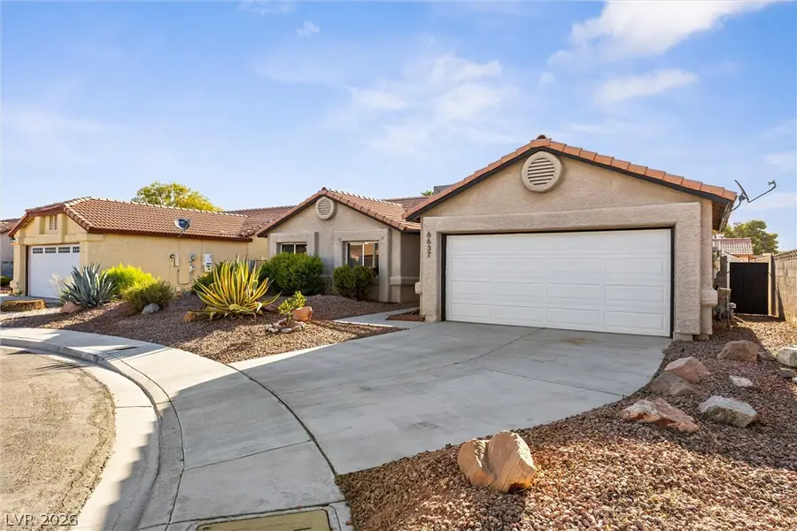 6637 Coastal Breeze Court, Las Vegas, NV 89108 - #2