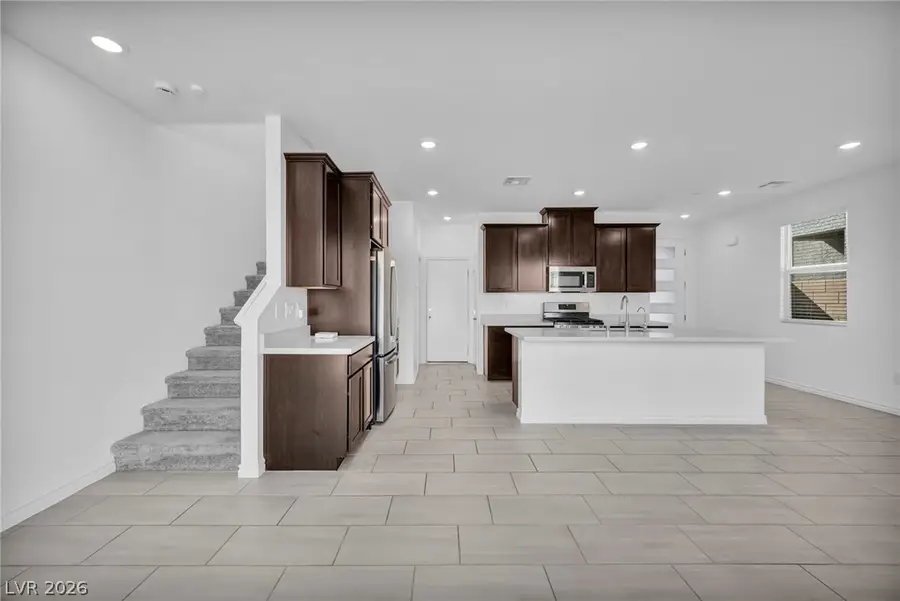 8843 Roadrunner Ravine Street, Las Vegas, NV 89166 - #2