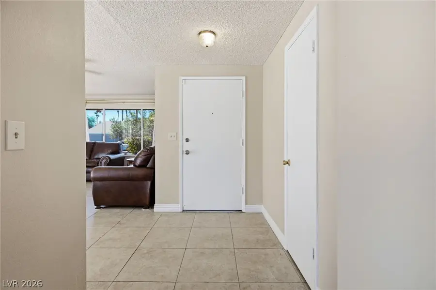 4014 Ridgewood Avenue, Las Vegas, NV 89120 - #3