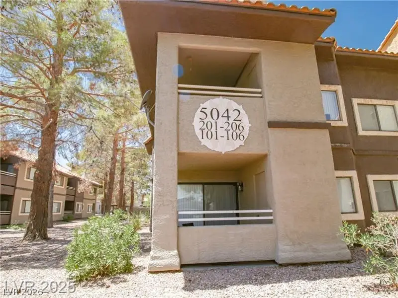 5042 S Rainbow Boulevard #103, Las Vegas, NV 89118 - #3