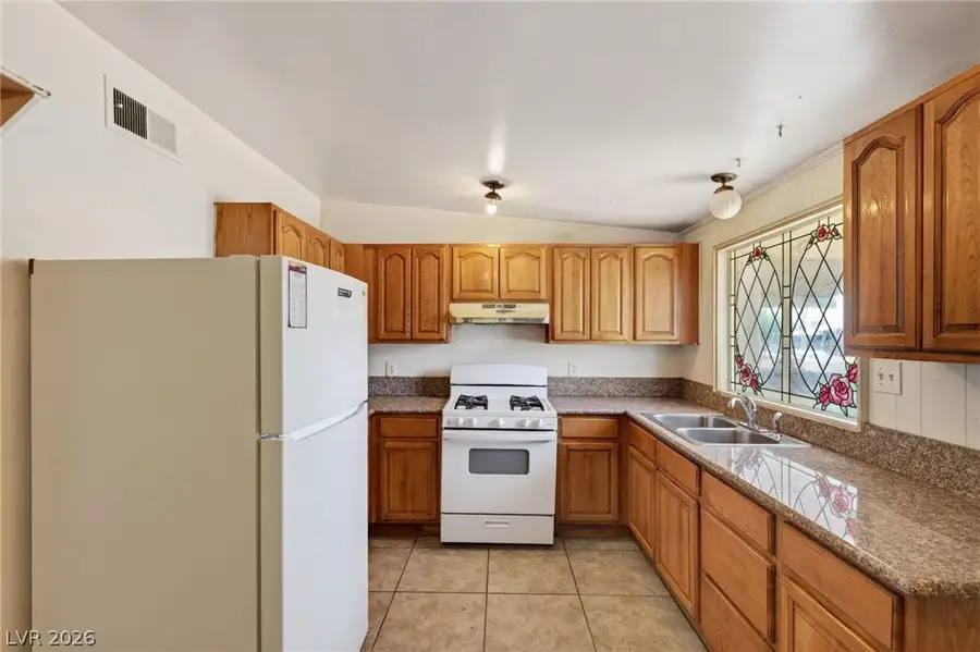 3021 Brady Avenue, Las Vegas, NV 89101 - #3
