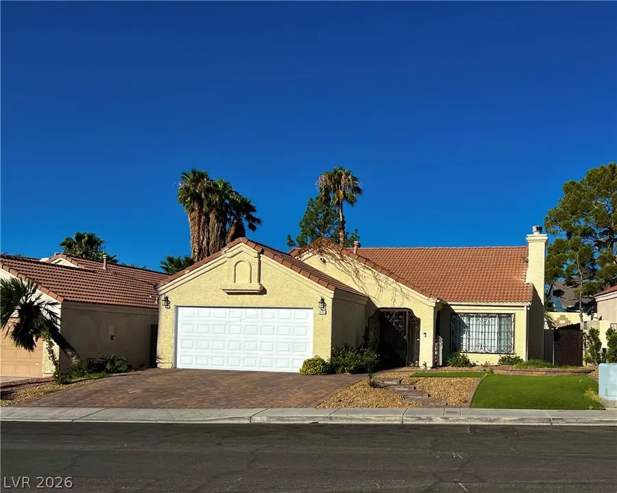 3249 Coral Harbor Drive, Las Vegas, NV 89117 - #2