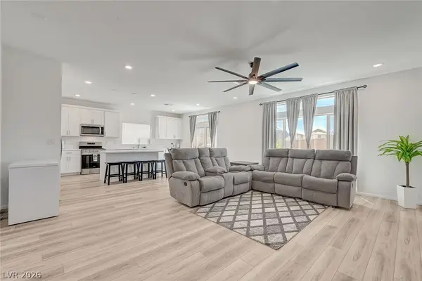 10229 Bloom Quick Court, Las Vegas, NV 89141