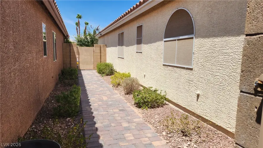 9568 Iris Flat Court, Las Vegas, NV 89178 - #2