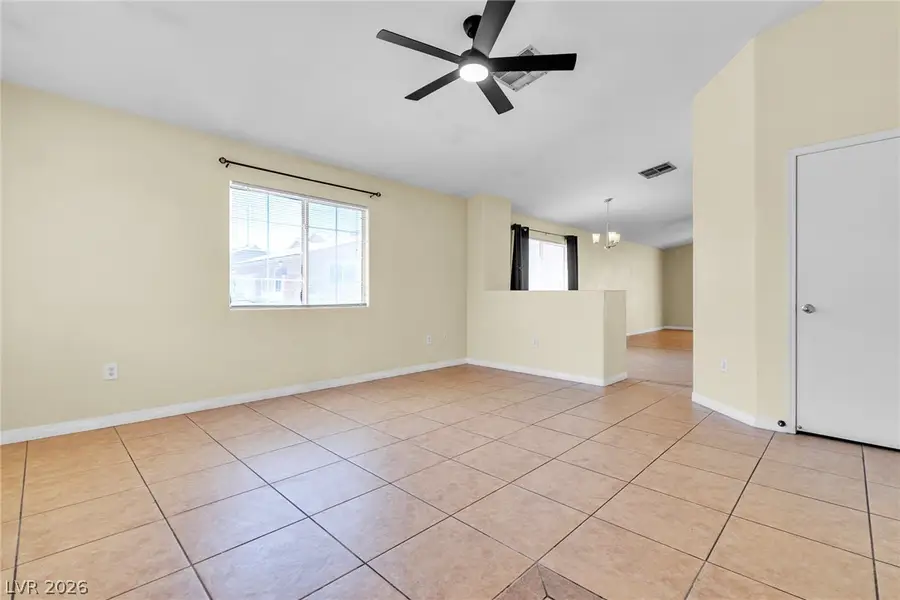 6673 Diamond Care Drive, Las Vegas, NV 89122 - #3