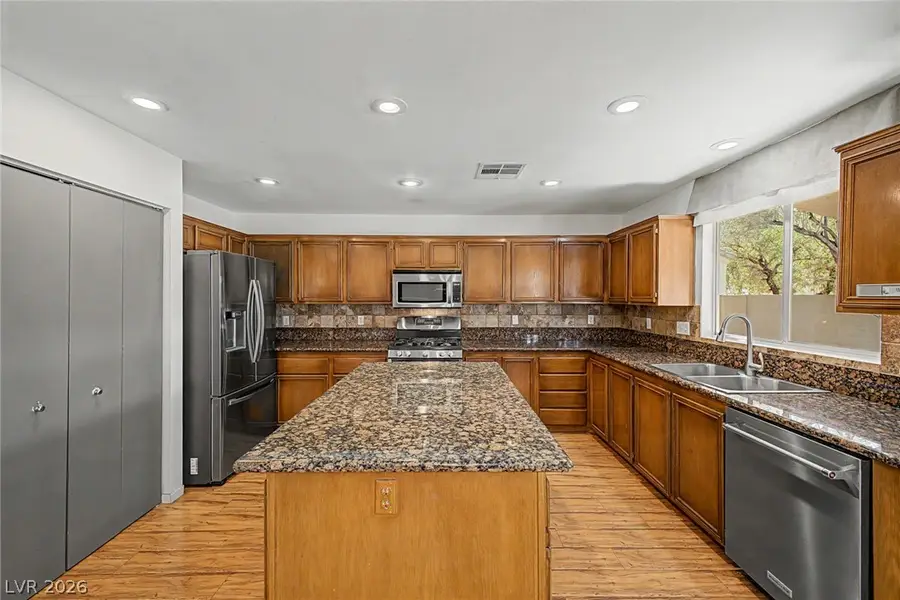 9905 Ranch Hand Avenue, Las Vegas, NV 89117 - #2