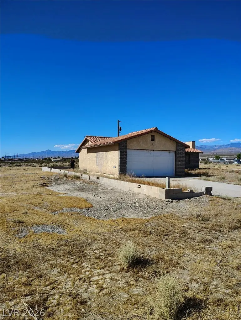 2600 Feather Street, Pahrump, NV 89048 - #2