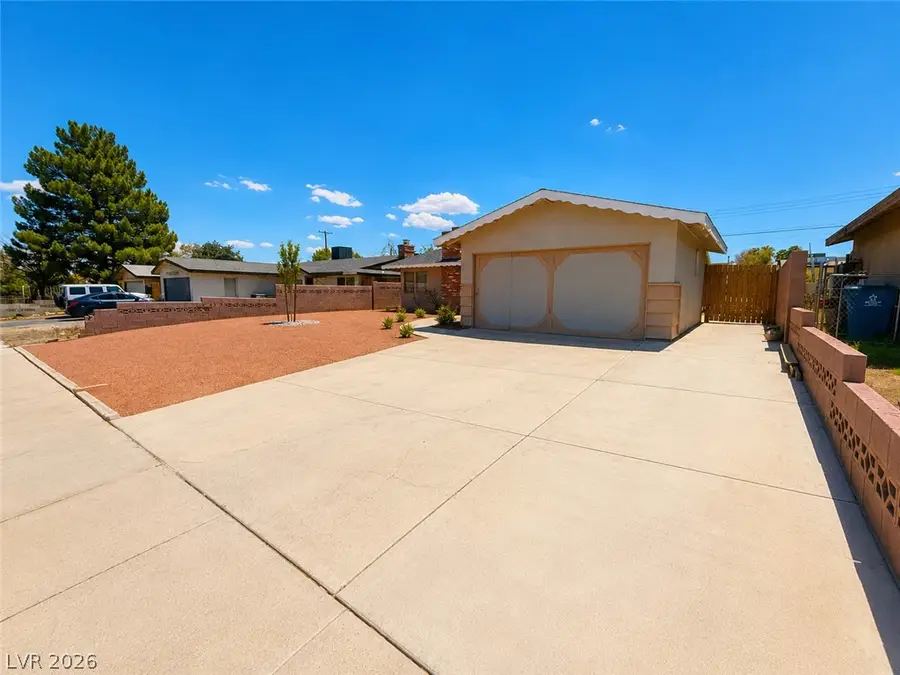 3909 W Oakey Boulevard, Las Vegas, NV 89102 - #3
