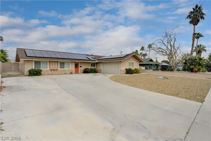 2704 W Oakey Boulevard, Las Vegas, NV 89102 - #3