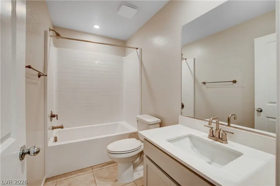 3927 Blooming Orange Avenue, Las Vegas, NV 89141 - #3