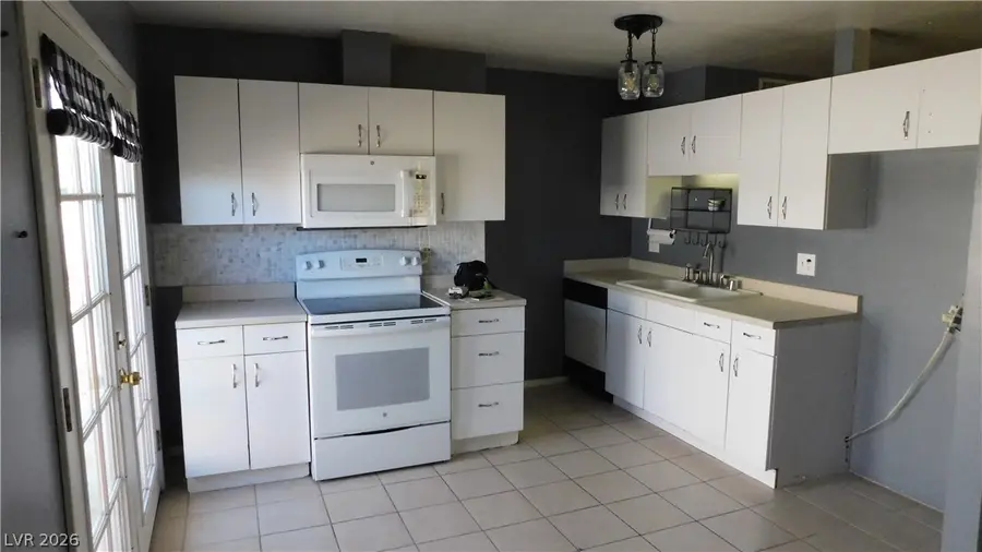 6541 Casada Way, Las Vegas, NV 89107 - #2