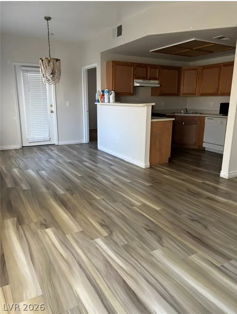 9470 Peace Way #211, Las Vegas, NV 89147 - #1
