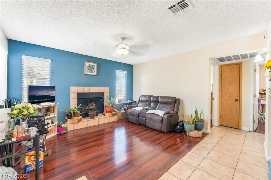 4708 Krissylouise Way, Las Vegas, NV 89121 - #3