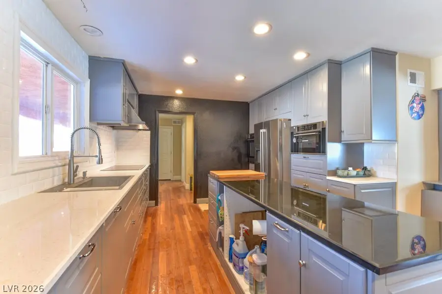 1818 Waldman Avenue, Las Vegas, NV 89102 - #3