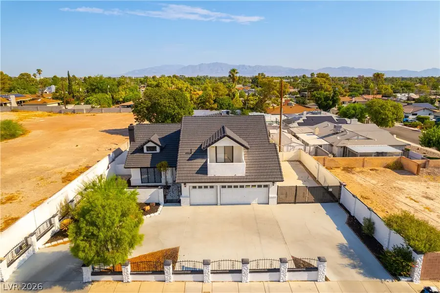 3200 W Oakey Boulevard, Las Vegas, NV 89102 - #2