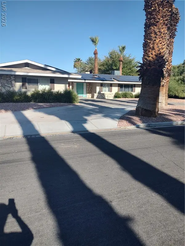 325 W Park Way West Way, Las Vegas, NV 89106