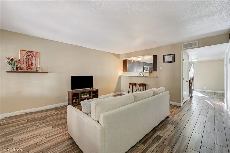 2080 Karen Avenue #20, Las Vegas, NV 89169 - #3