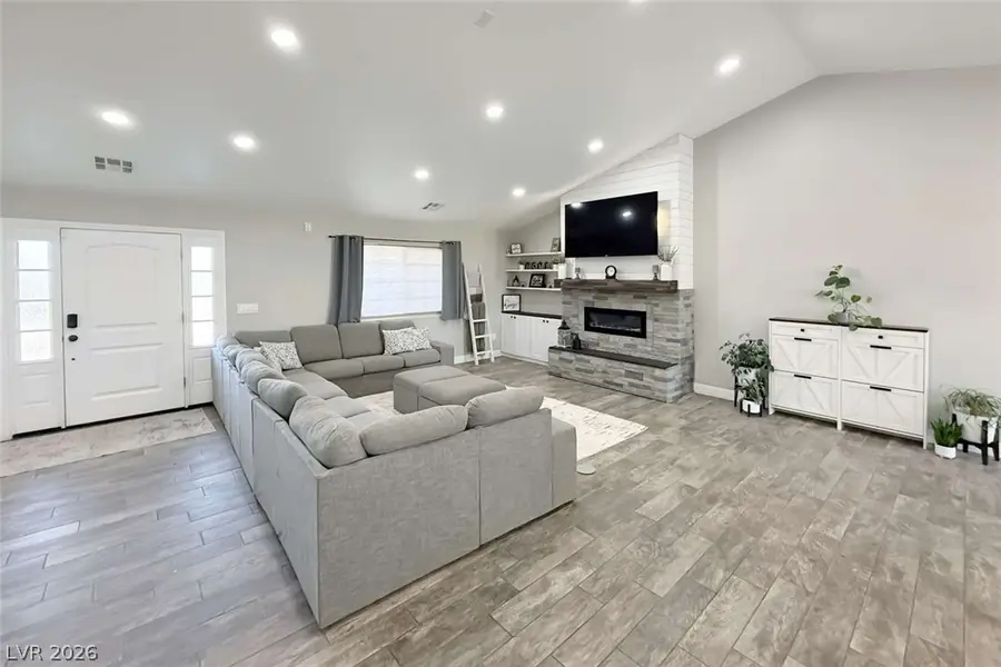 201 W Lupin Street, Pahrump, NV 89048 - #2