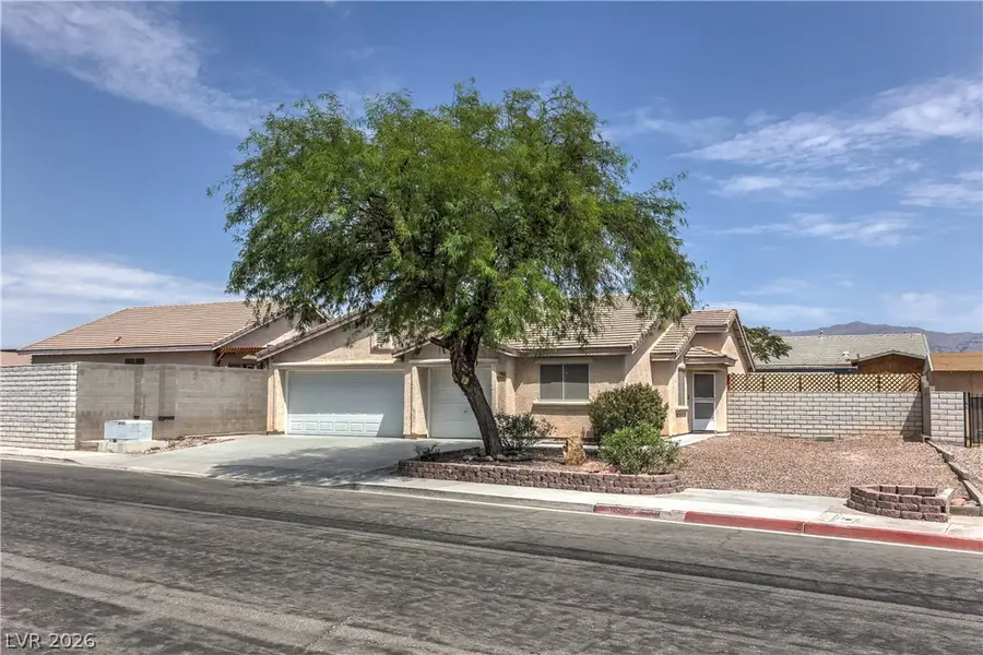 2508 Hollow Oak Avenue, North Las Vegas, NV 89031 - #2