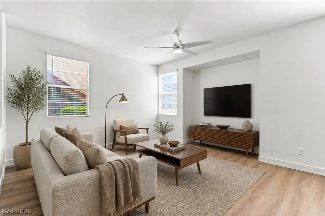 1704 Queen Victoria Street #102, Las Vegas, NV 89144 - #1