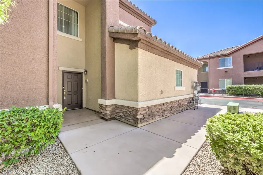 8324 W Charleston Boulevard #2022, Las Vegas, NV 89117 - #2