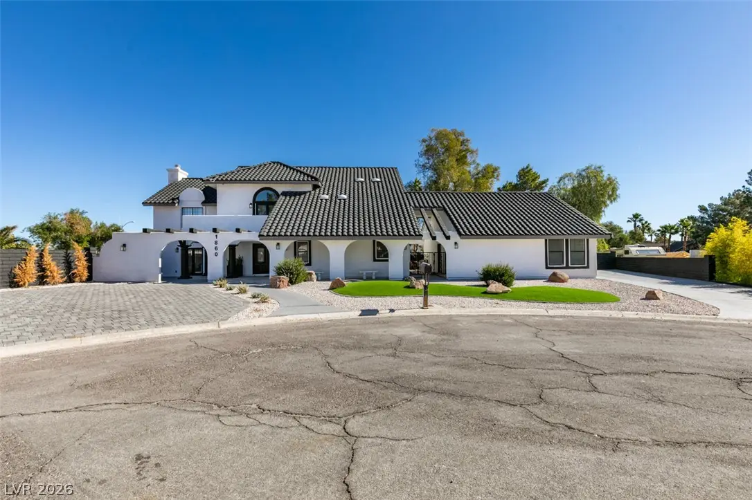 1860 Ski Slope Circle, Las Vegas, NV 89117 - #1