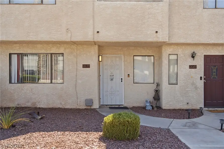 2639 Aracatuba Avenue, Las Vegas, NV 89121 - #2