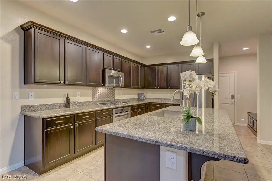 9667 Treeline Run Avenue, Las Vegas, NV 89166 - #3