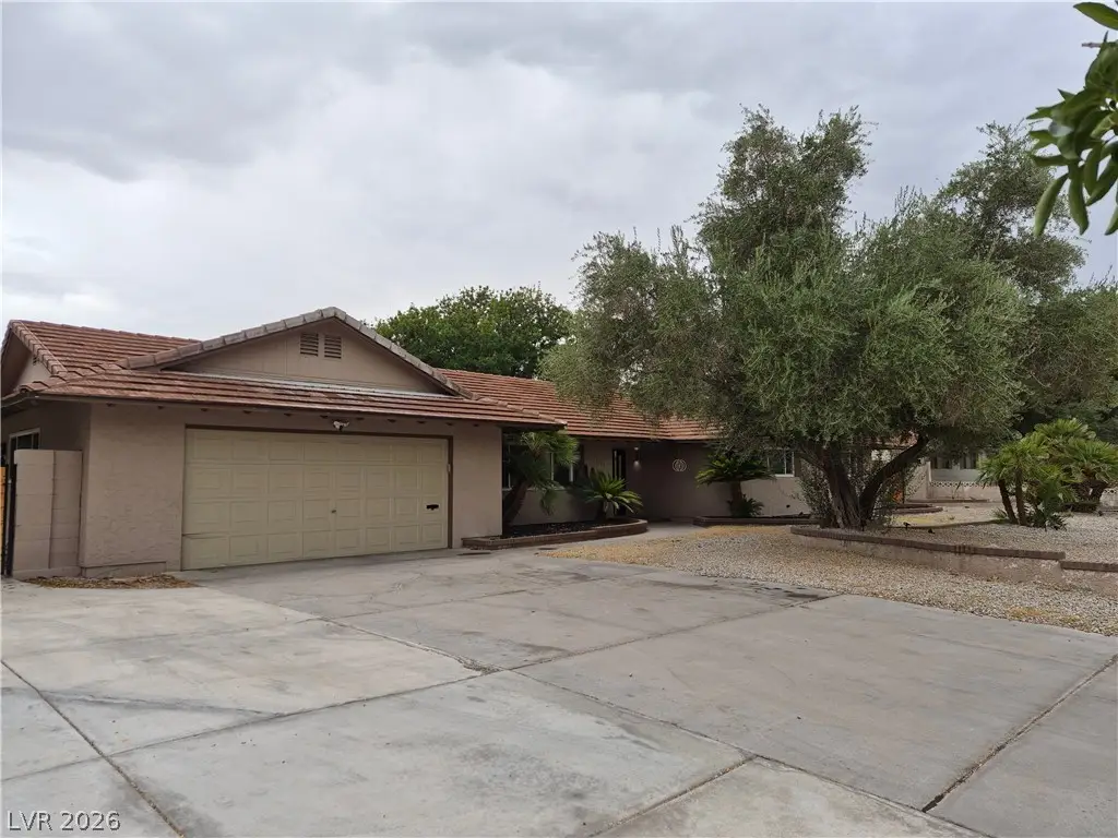 3753 S Rosecrest Circle, Las Vegas, NV 89121 - #1